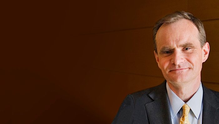 Simon Johnson, premio Nobel de economía 2024