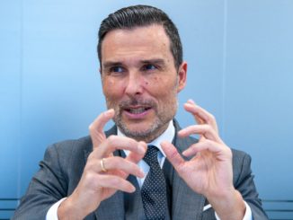 Enrique López, CEO de Amper