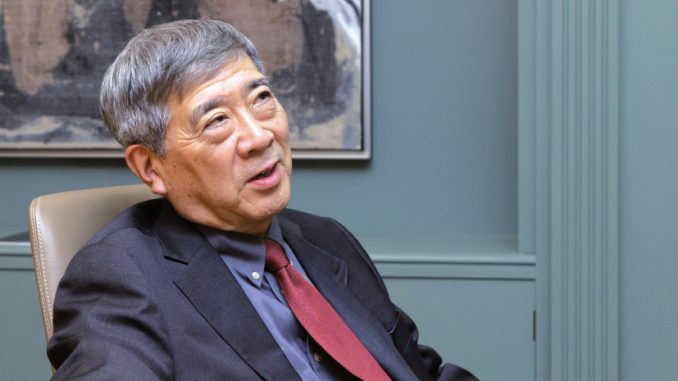 Kenneth Oye, Politólogo del Instituto Tecnológico de Massachusetts